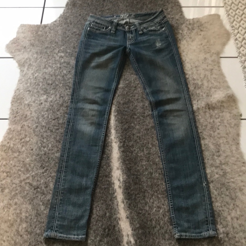 Miss Me Designer Jeans - Picture 5 of 12